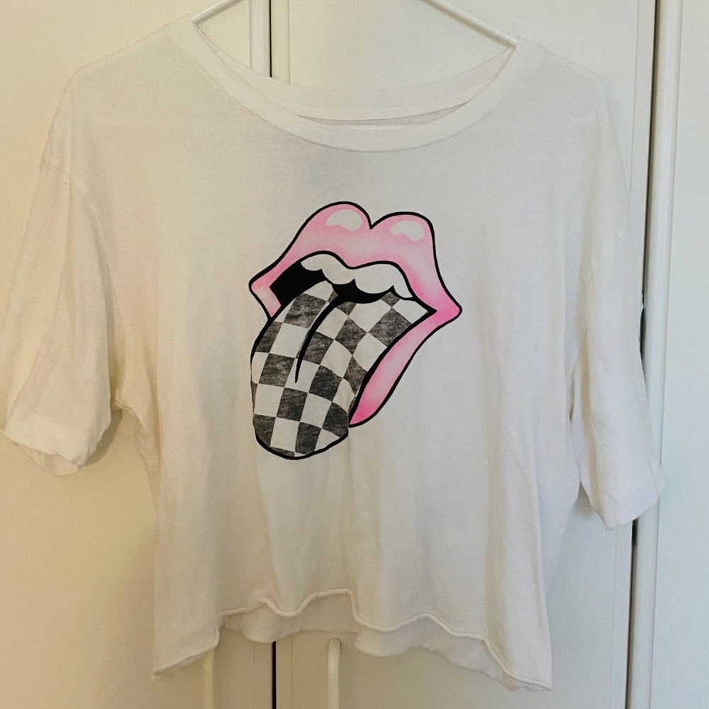 white rolling stones graphic tee crop top